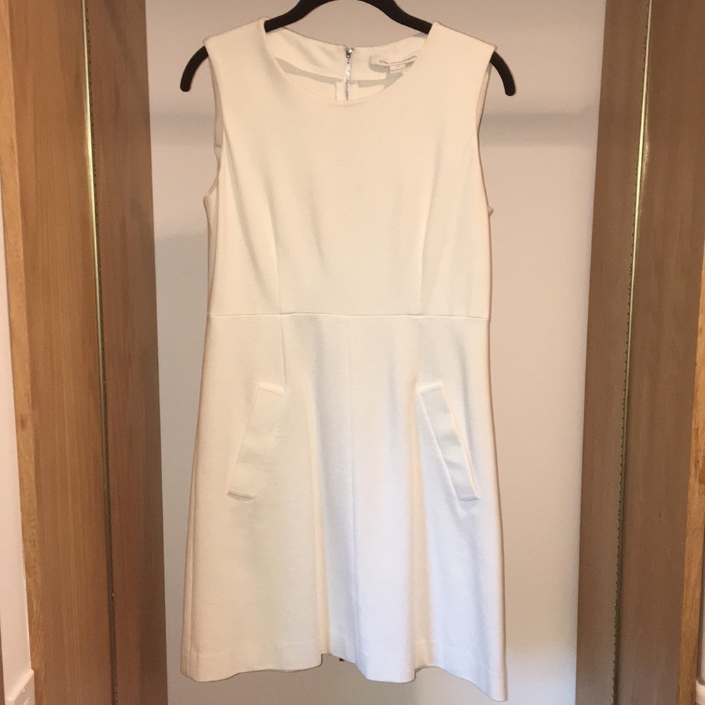 Diane von Furstenberg White Dress- 10